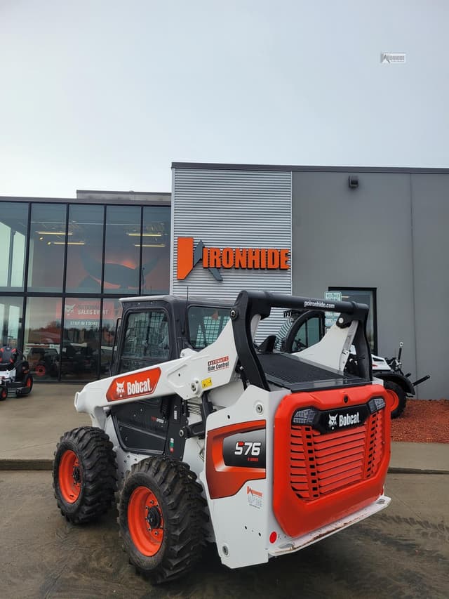 Image of Bobcat S76 equipment image 2