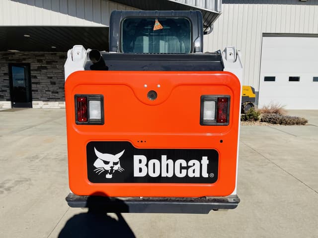 Image of Bobcat T450 equipment image 3