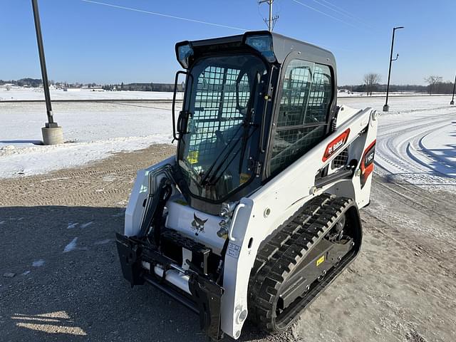 Image of Bobcat T450 equipment image 1