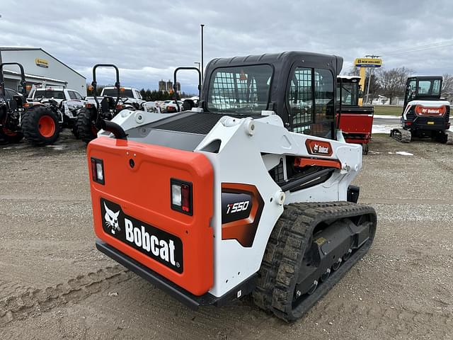 Image of Bobcat T550 equipment image 4