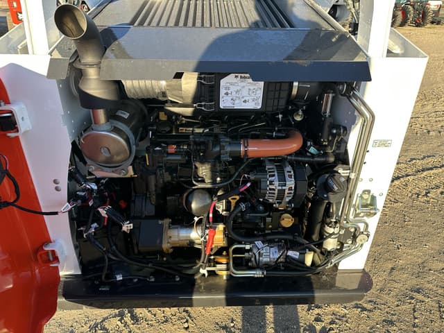 Image of Bobcat T595 equipment image 4