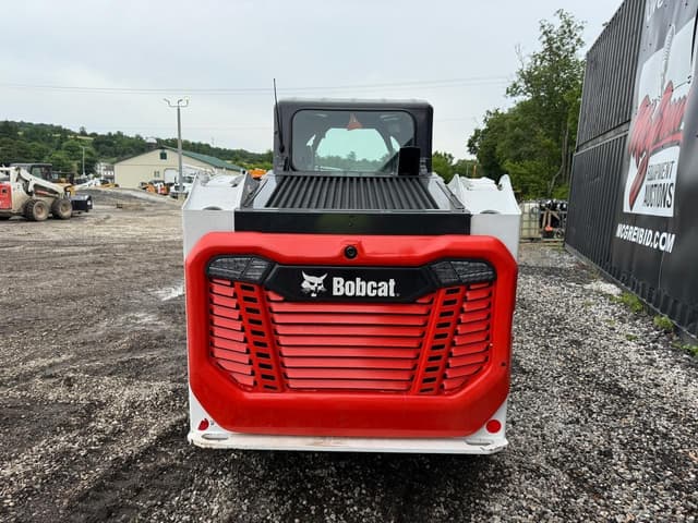Image of Bobcat T62 equipment image 2