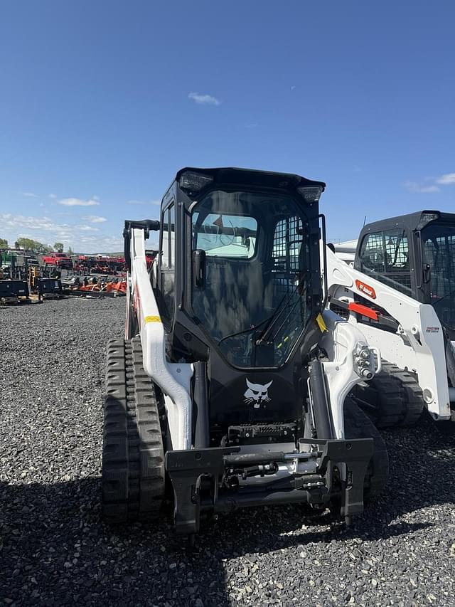 Image of Bobcat T64 equipment image 3
