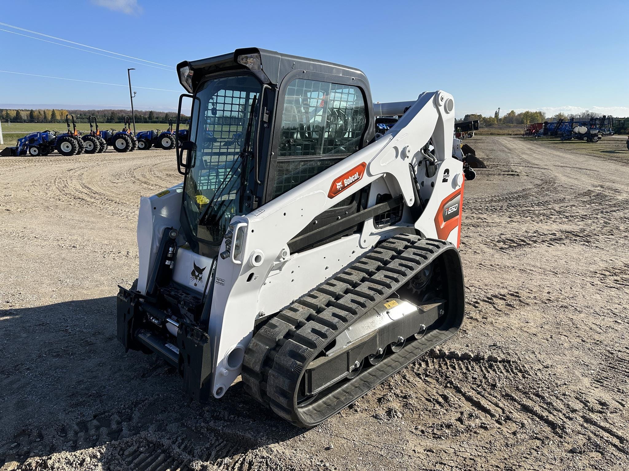 2025 Bobcat T650 Equipment Image0