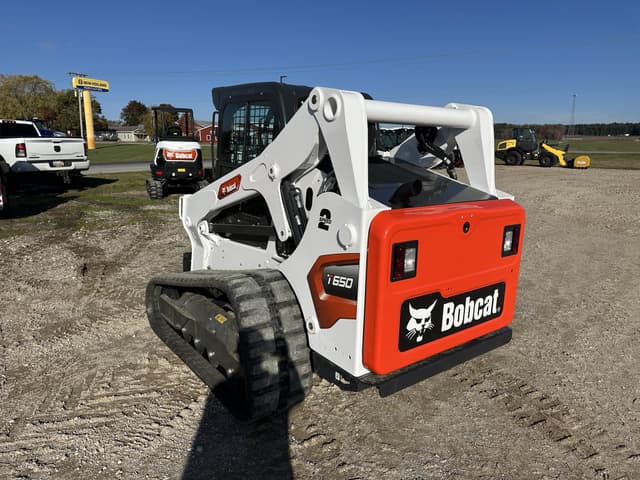 Image of Bobcat T650 equipment image 2