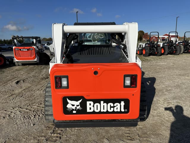 Image of Bobcat T650 equipment image 3
