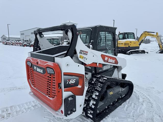 Image of Bobcat T66 equipment image 4