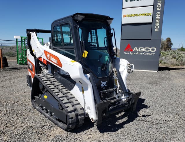 Image of Bobcat T66 equipment image 4