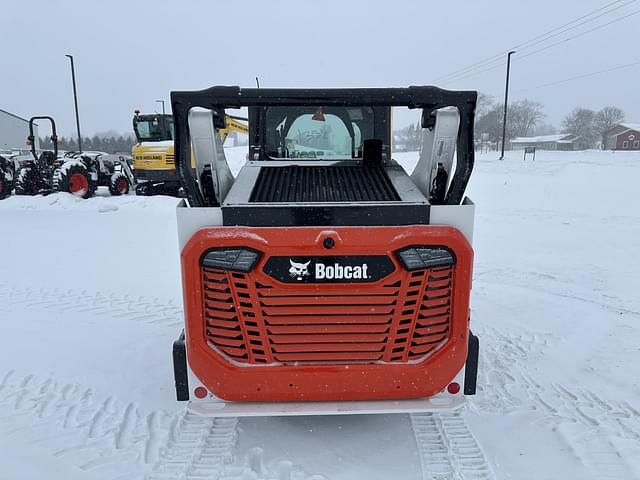 Image of Bobcat T66 equipment image 3