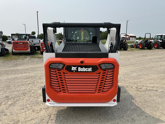 Image of Bobcat T66 equipment image 3