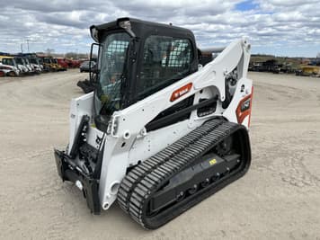 Main image Bobcat T740