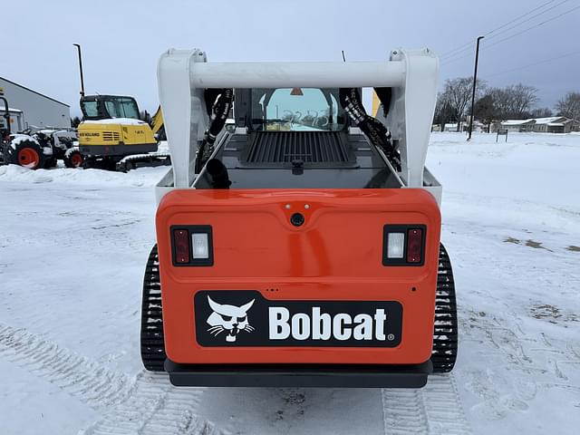 Image of Bobcat T740 equipment image 3