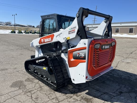 Image of Bobcat T76 equipment image 4
