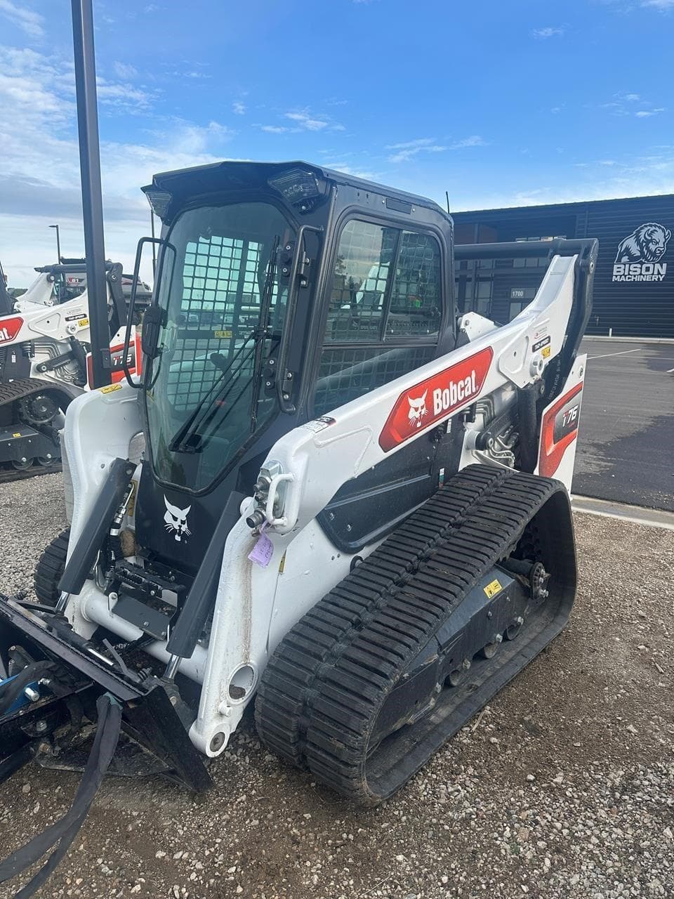 Image of Bobcat T76 Primary image