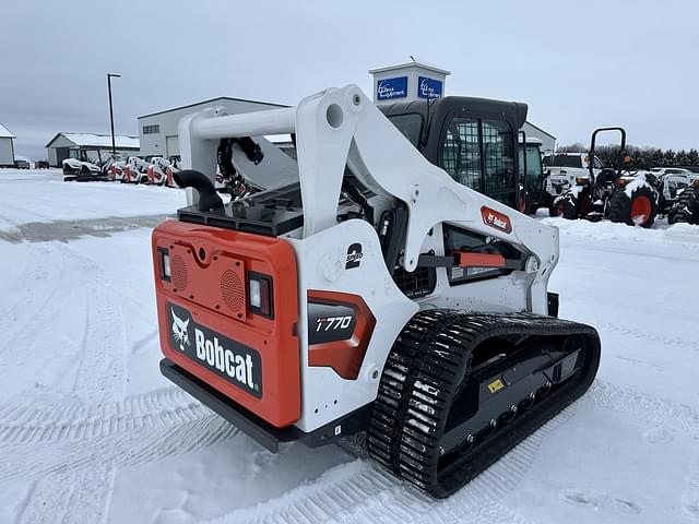 Image of Bobcat T770 equipment image 3