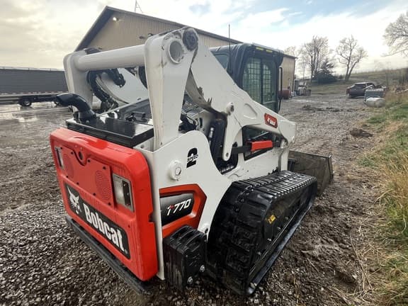 Image of Bobcat T770 equipment image 2