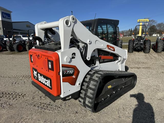 Image of Bobcat T770 equipment image 4