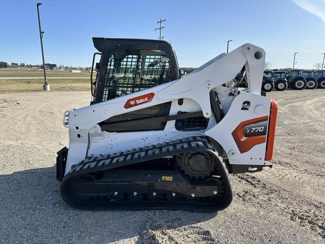 Image of Bobcat T770 equipment image 1