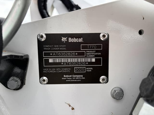 Image of Bobcat T770 equipment image 4