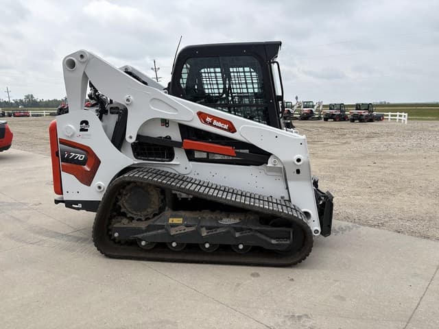 Image of Bobcat T770 equipment image 3