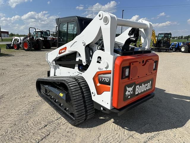 Image of Bobcat T770 equipment image 2