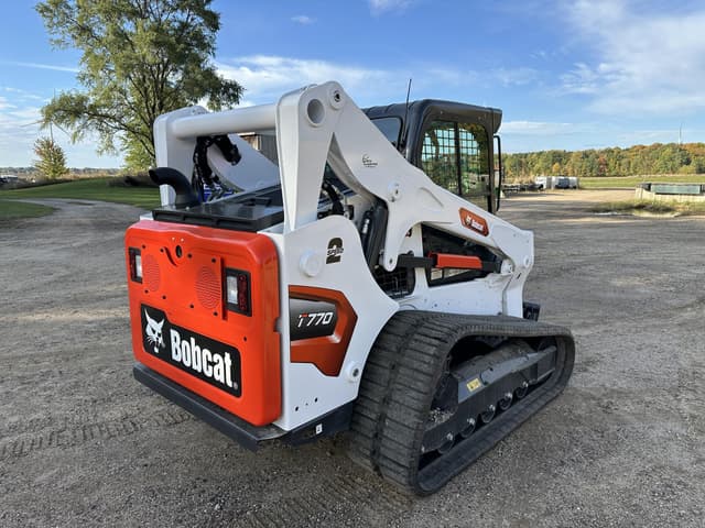 Image of Bobcat T770 equipment image 2