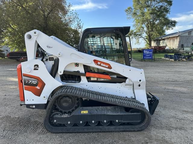 Image of Bobcat T770 equipment image 1
