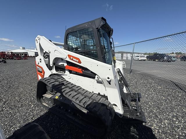 Image of Bobcat T770 equipment image 3
