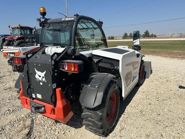 Image of Bobcat TL519 equipment image 3