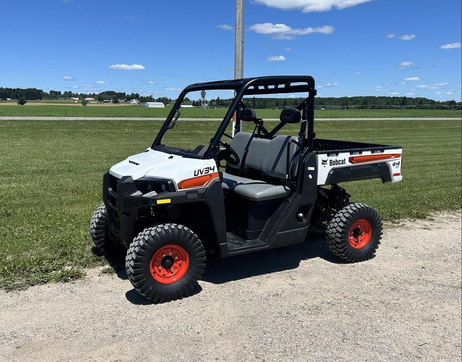 Main image Bobcat UV34