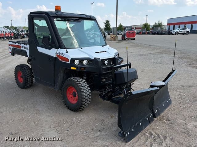 Image of Bobcat UV34 equipment image 2