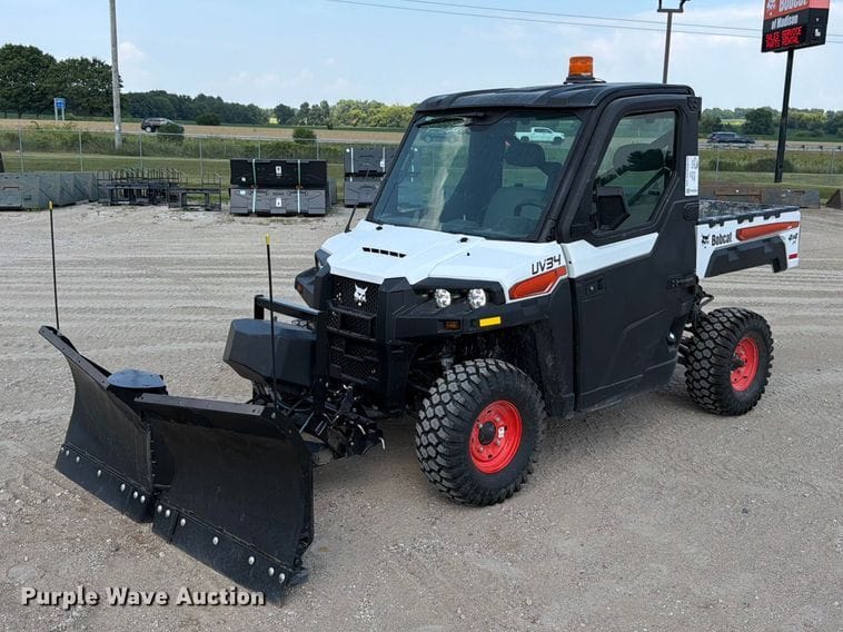 2025 Bobcat UV34 Equipment Image0