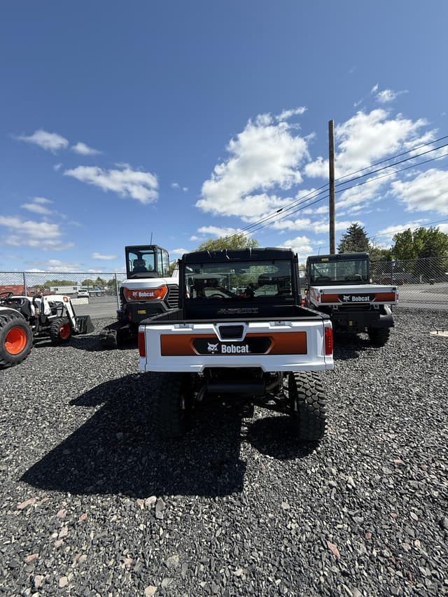 Image of Bobcat UV34 equipment image 3