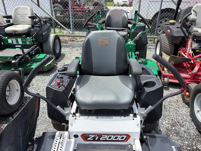Image of Bobcat ZT2000 equipment image 3
