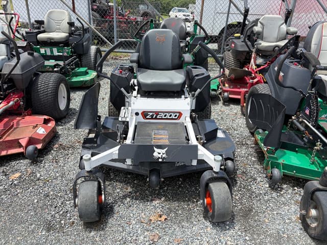 Image of Bobcat ZT2000 equipment image 1