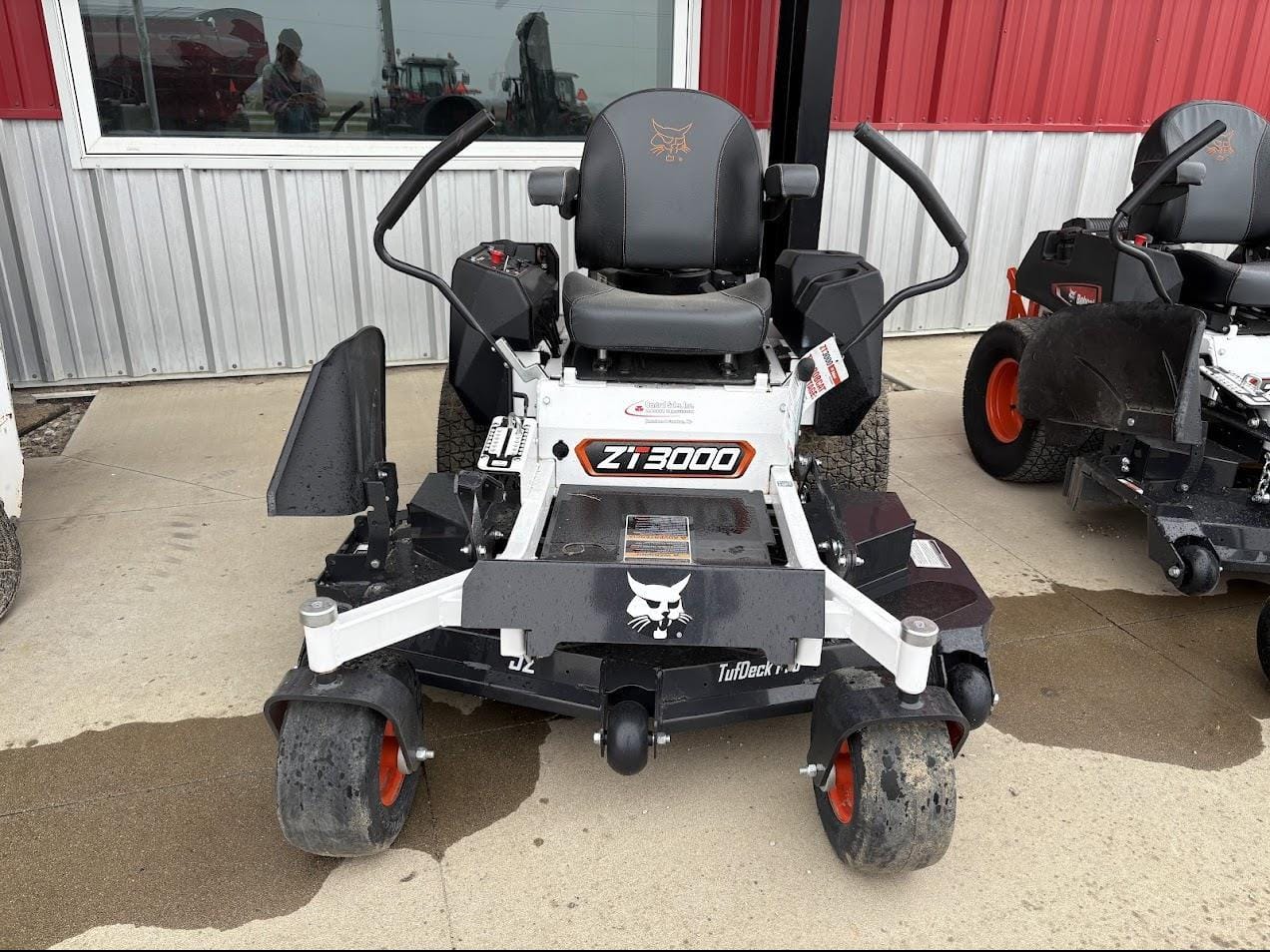 2025 Bobcat ZT3000 Equipment Image0