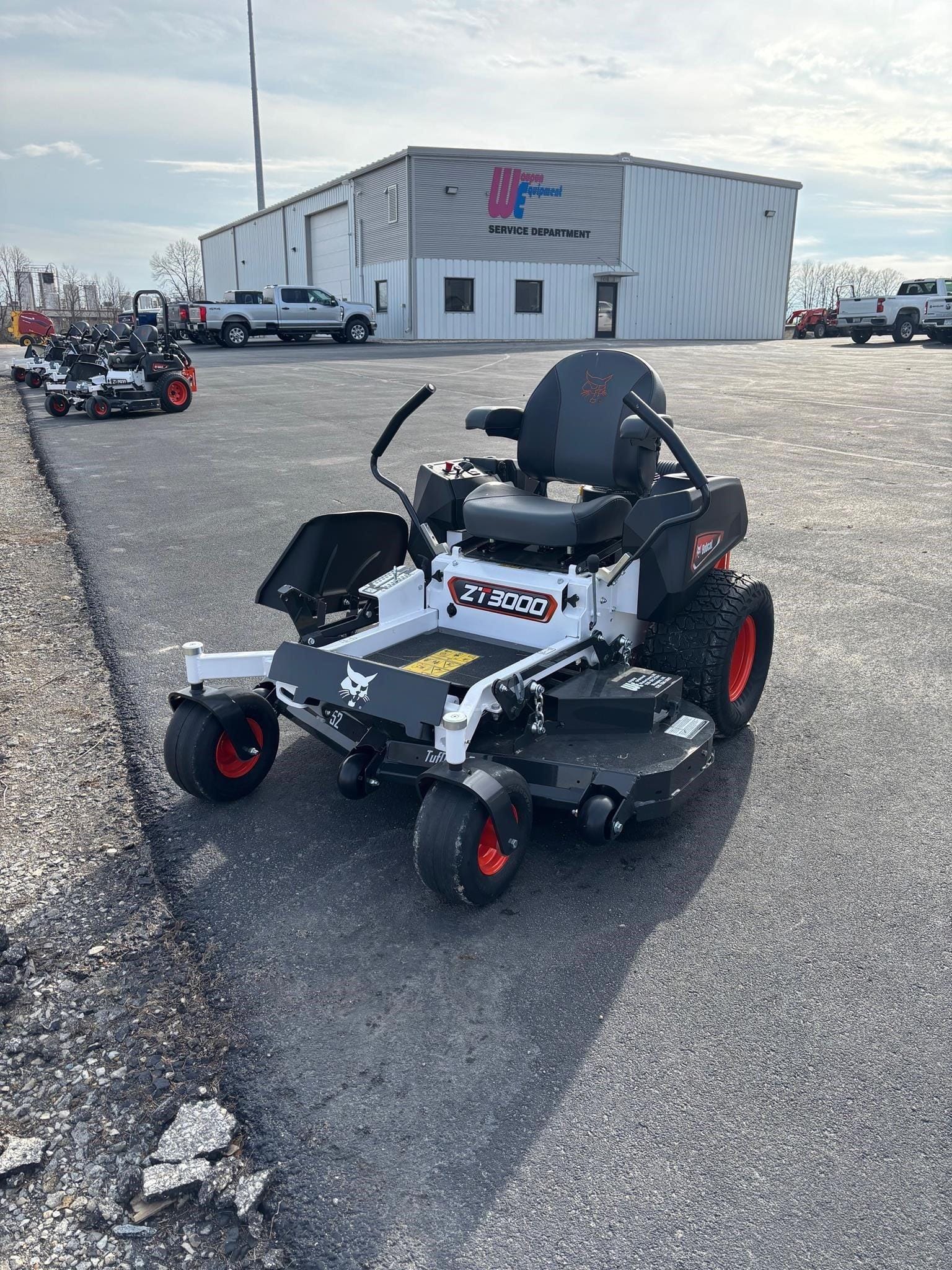 2025 Bobcat ZT3000 Equipment Image0