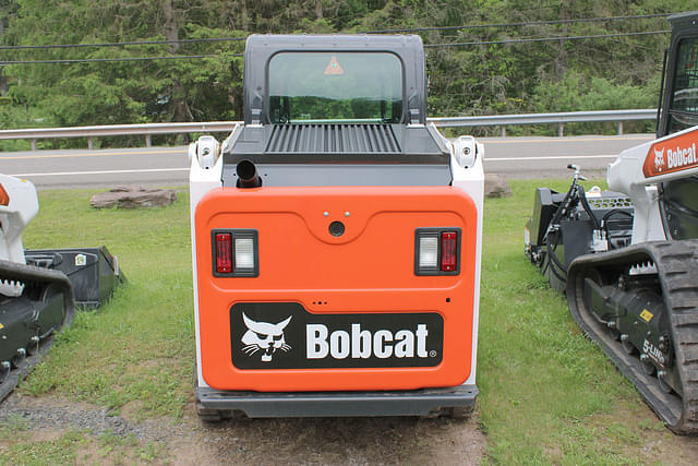 Image of Bobcat T450 equipment image 2