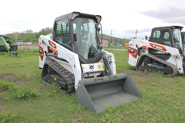 Image of Bobcat T450 equipment image 2