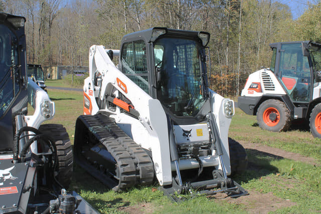 Image of Bobcat T650 equipment image 2