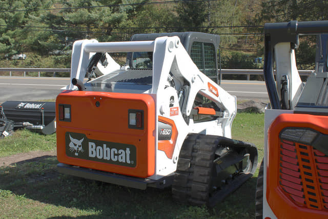Image of Bobcat T650 equipment image 3