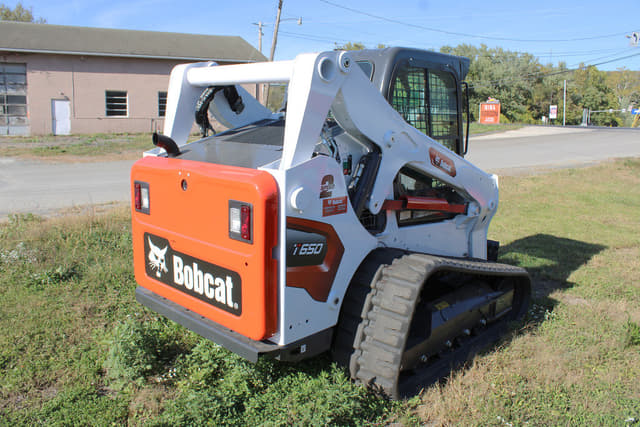 Image of Bobcat T650 equipment image 4