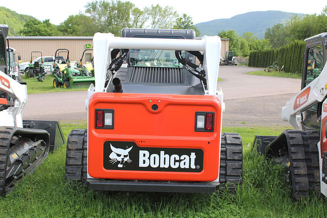 Image of Bobcat T650 equipment image 2