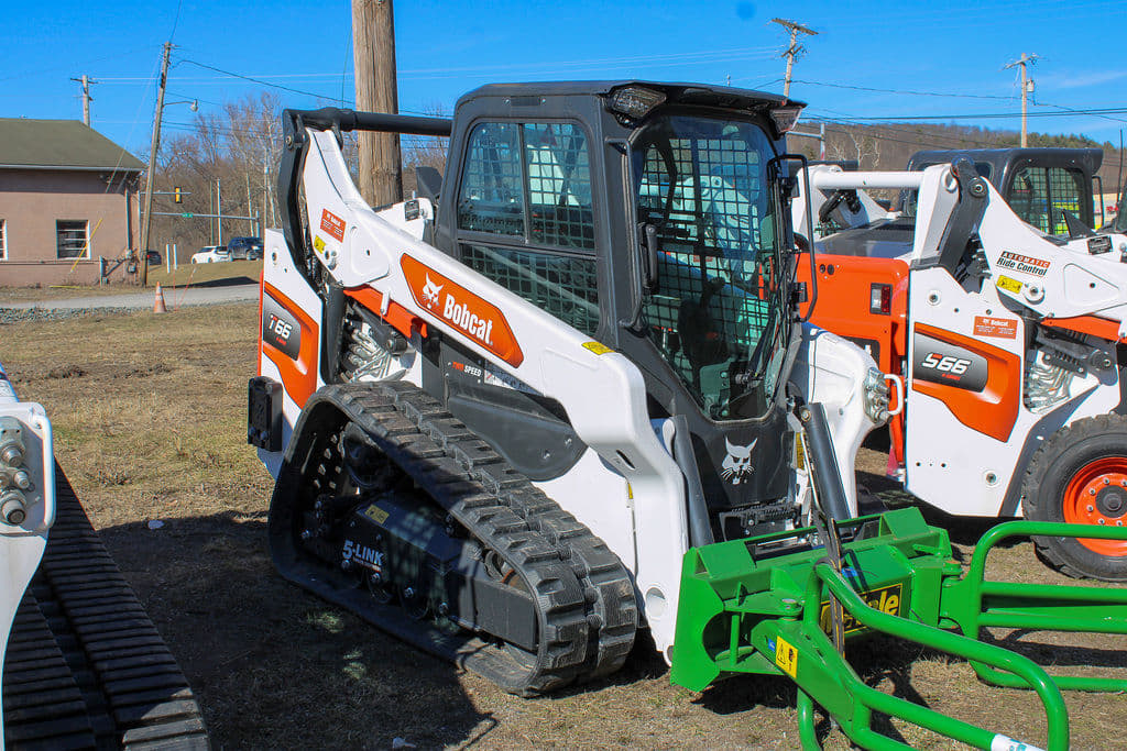 Image of Bobcat T66 Primary image