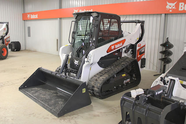 Image of Bobcat T66 equipment image 2