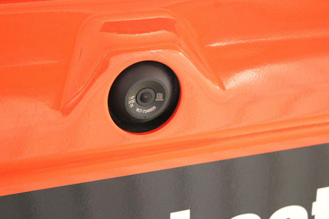 Image of Bobcat T66 equipment image 3