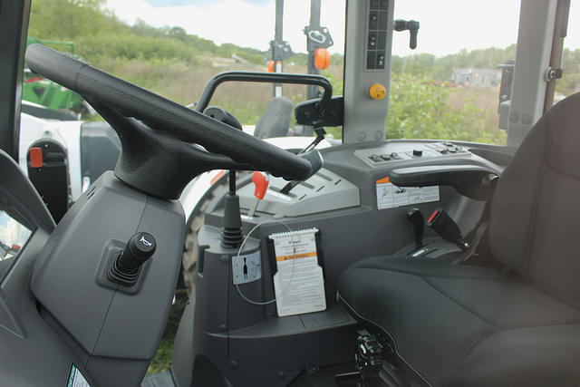 Image of Bobcat CT5558 equipment image 3