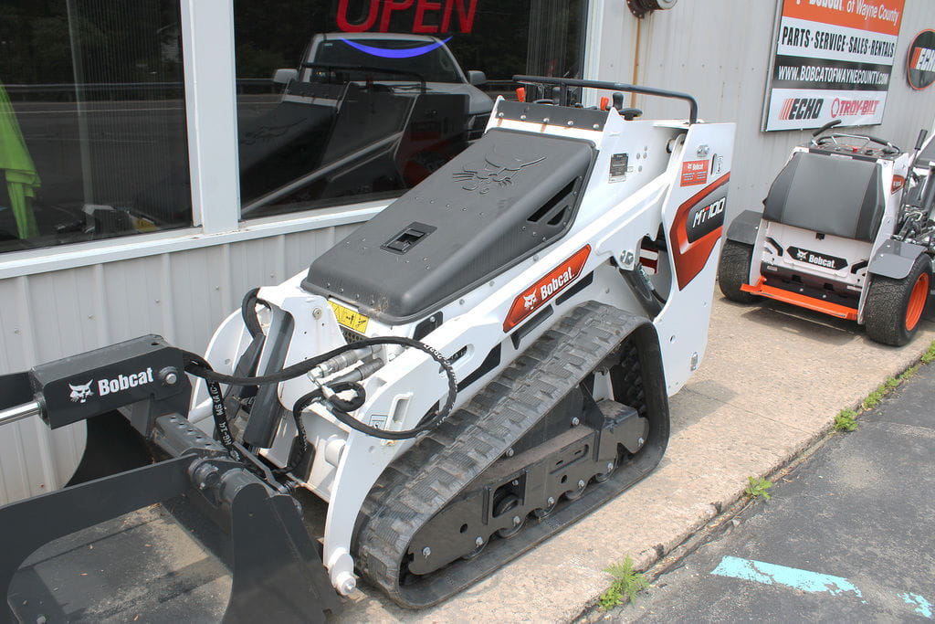 2025 Bobcat MT100 Equipment Image0