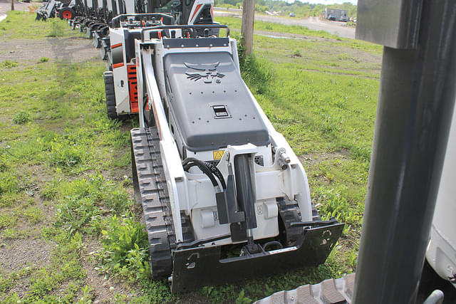 Image of Bobcat MT100 equipment image 1