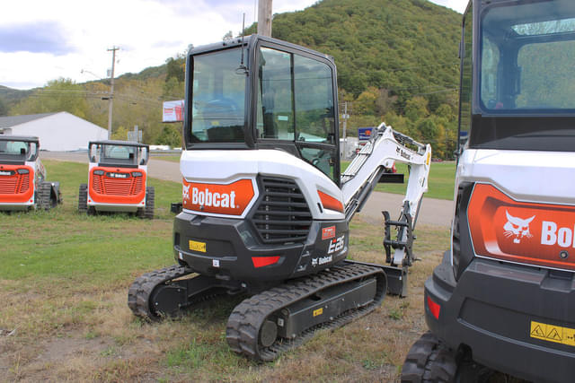 Image of Bobcat E26 equipment image 4